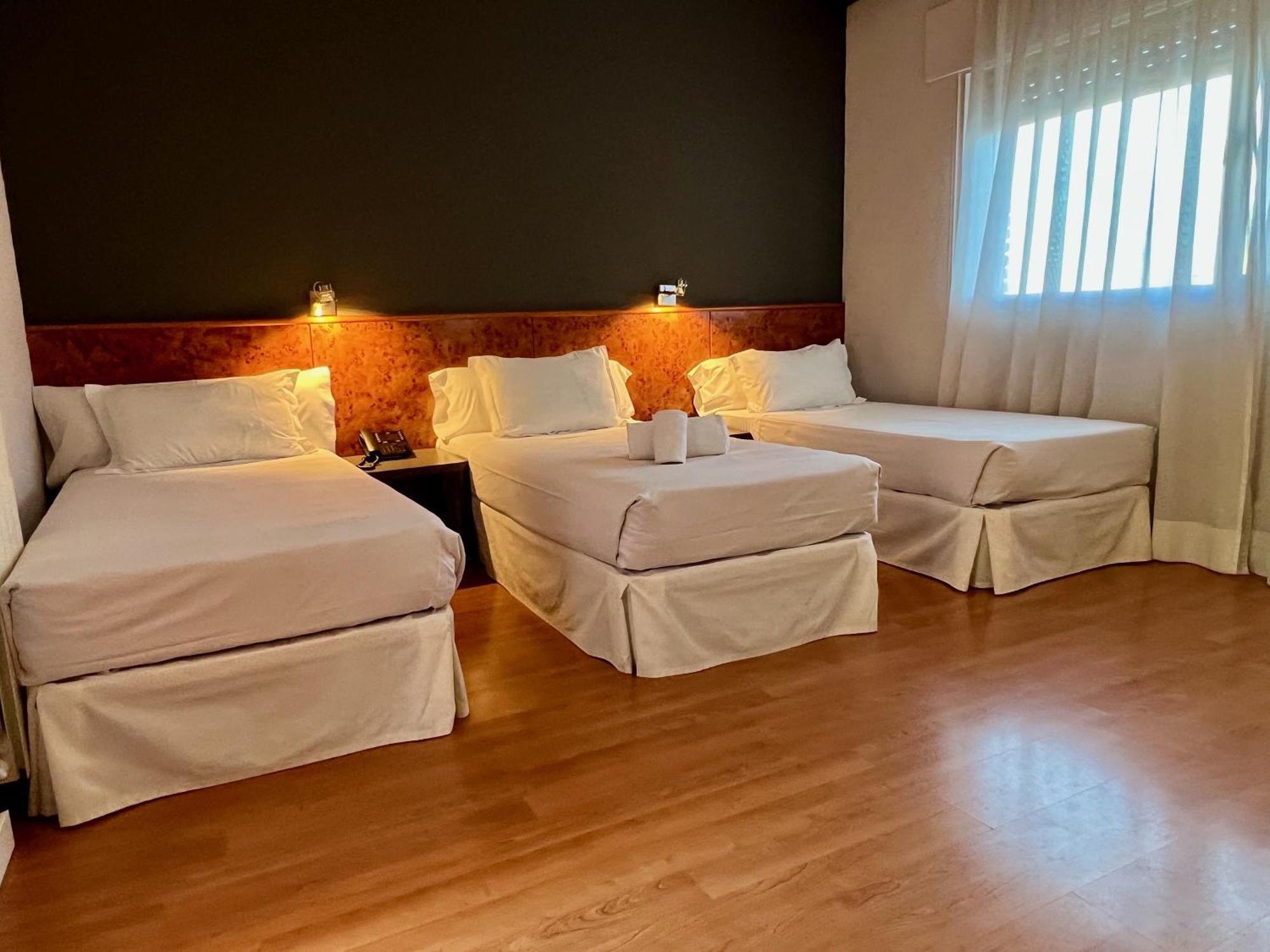 Ap Hotel Madrid Airport Eksteriør bilde