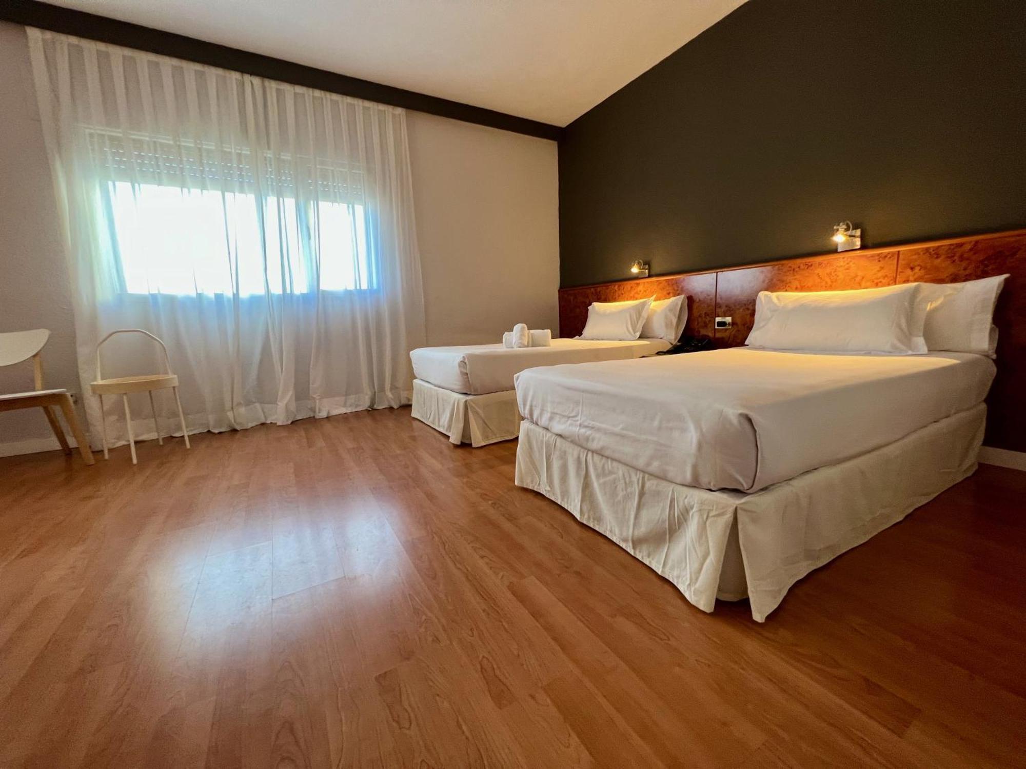Ap Hotel Madrid Airport Eksteriør bilde